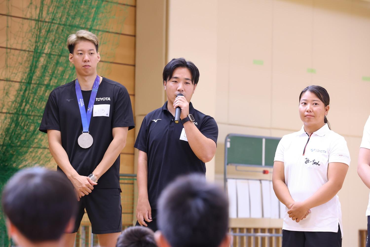 左:渡辺一平(競泳・リオ2016/パリ2024出場) 中央:高橋峻也(パラ陸上 やり投・パリ2024出場)