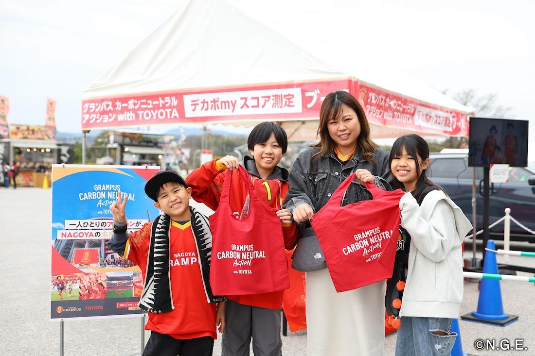 デカボmyスコア測定に参加した来場者